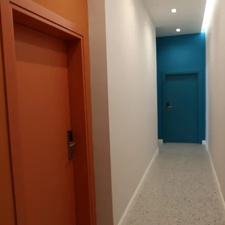 Hotel Xhani's