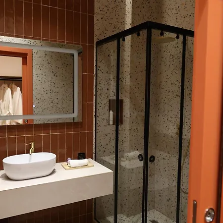 Hotel Xhani's