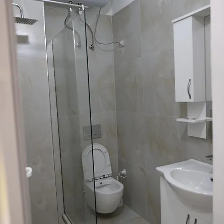 Xhani's دراس