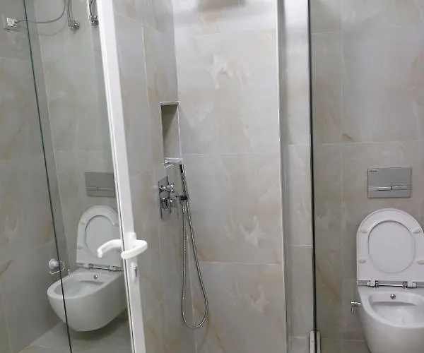 호텔 Xhani's Durrës